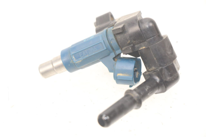 photo de INYECTOR KAWASAKI KX F KXF 450 (2012 - 2015) - Primer plano técnico