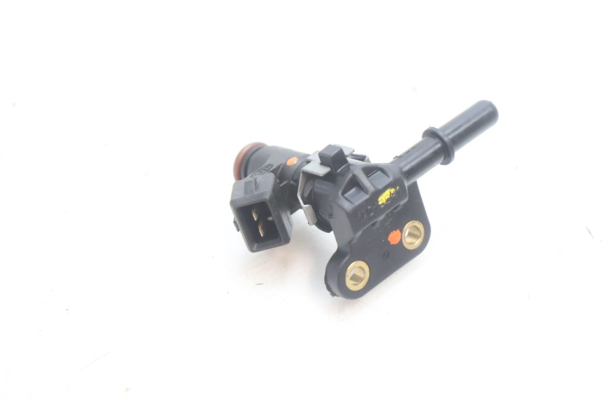 photo de INYECTOR PIAGGIO MP3 HPE 530 (2022 - 2026) - Otra perspectiva