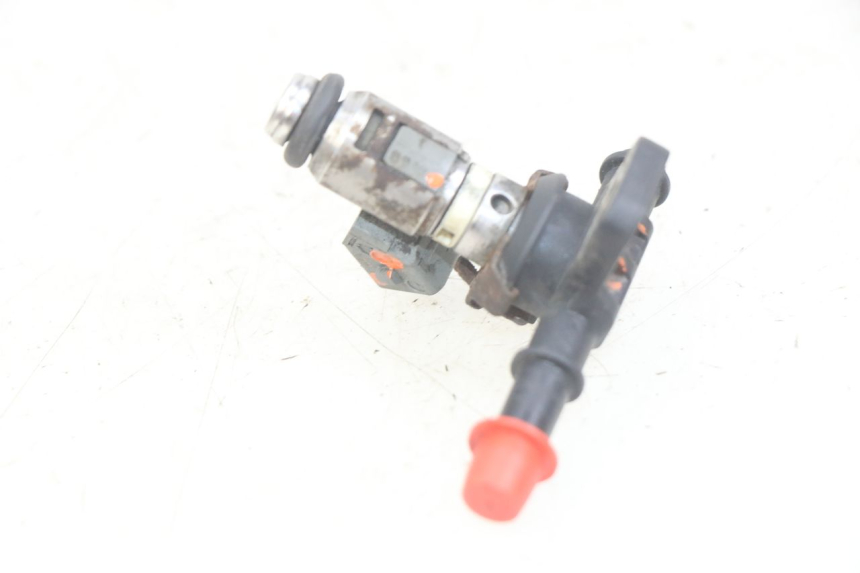photo de INYECTOR PIAGGIO MP3 LT 400 (2007 - 2012) - Primer plano técnico