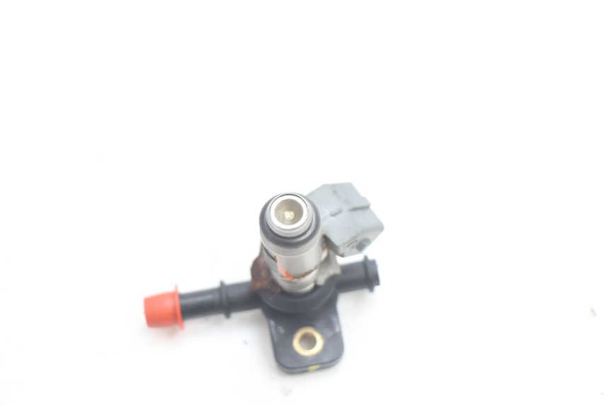 photo de INYECTOR PIAGGIO MP3 LT 400 (2007 - 2012) - Primer plano técnico