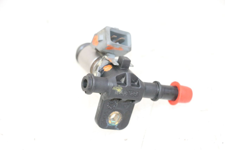 photo de INYECTOR PIAGGIO MP3 500 (2014 - 2017) - Primer plano técnico