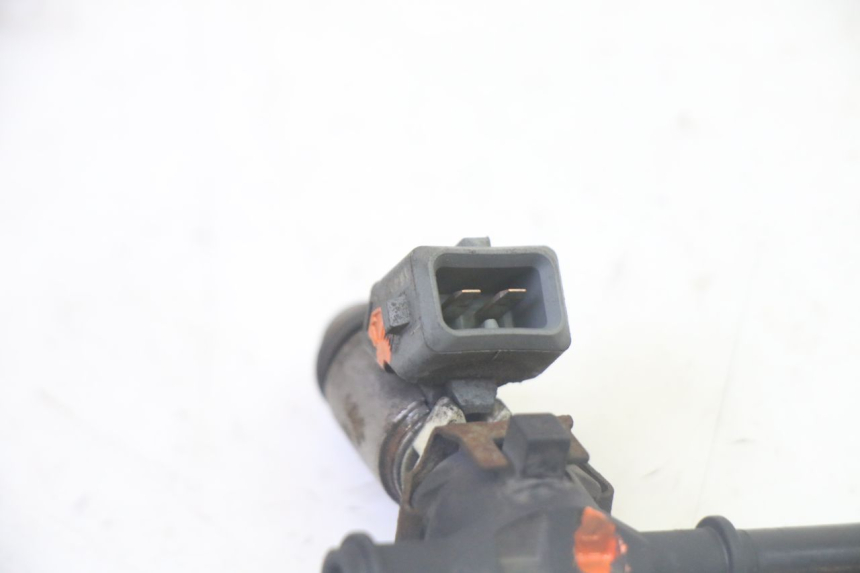 photo de INYECTOR PIAGGIO MP3 500 (2011 - 2015) - Otra perspectiva