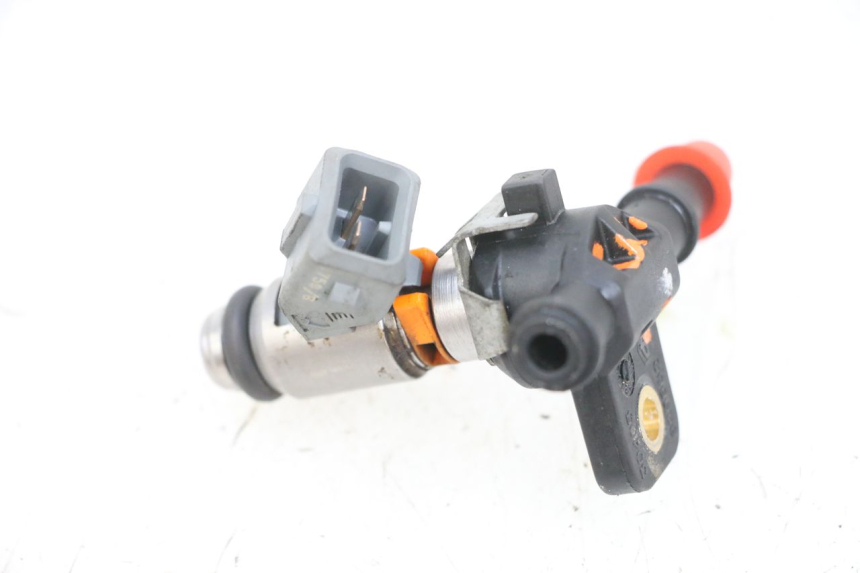 photo de INYECTOR PIAGGIO MP3 RL 250 (2006 - 2010) - Zoom estado de uso