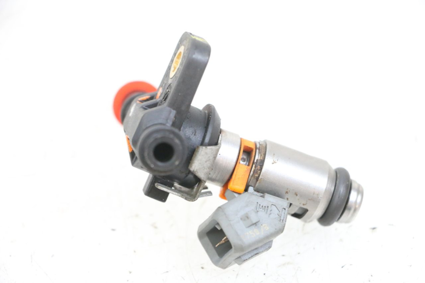 photo de INYECTOR PIAGGIO MP3 RL 250 (2006 - 2010) - Detalles de los puntos de fijación