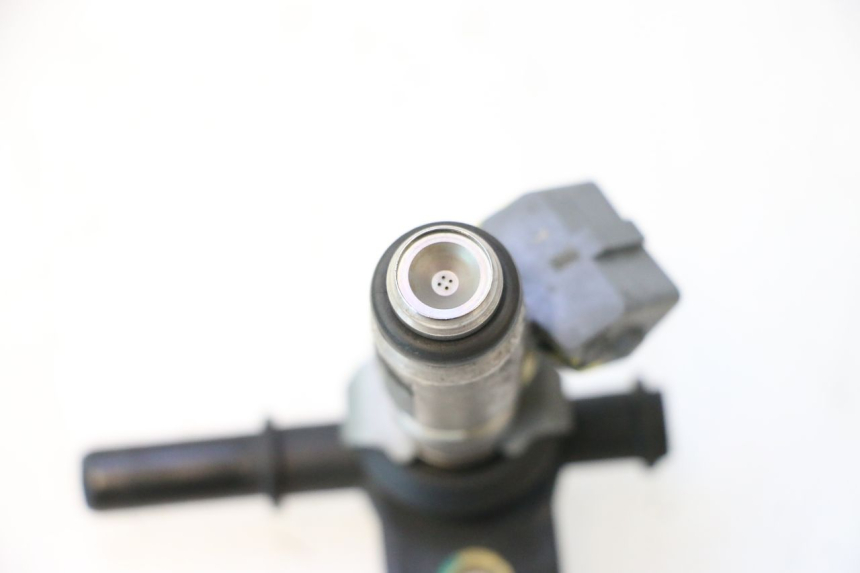 photo de INYECTOR PIAGGIO MP3 500 (2016 - 2018) - Otra perspectiva