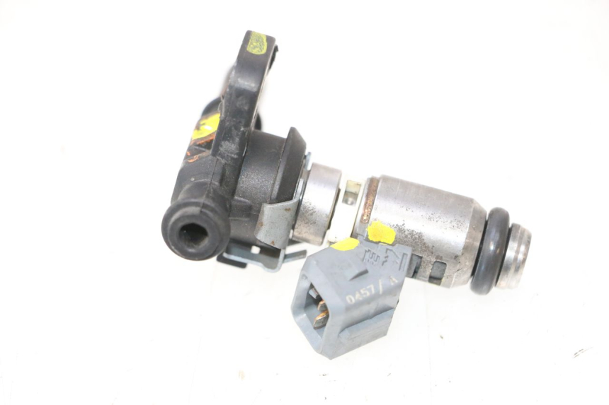 photo de INYECTOR PIAGGIO MP3 500 (2016 - 2018) - Detalles de los puntos de fijación