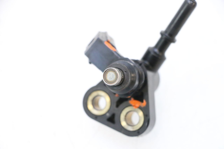photo de INYECTOR HONDA PCX (JF57/JF64) 125 (2014 - 2018) - Primer plano técnico