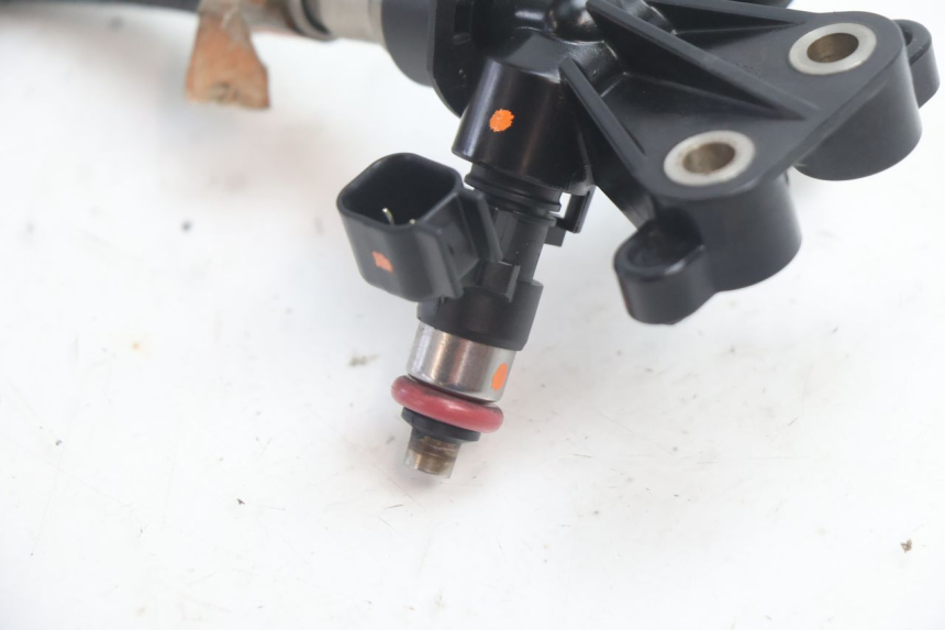 photo de INYECTOR HARLEY DAVIDSON ROAD GLIDE FLTRXSE 1920 (2018 - 2022) - Estado de la superficie y material