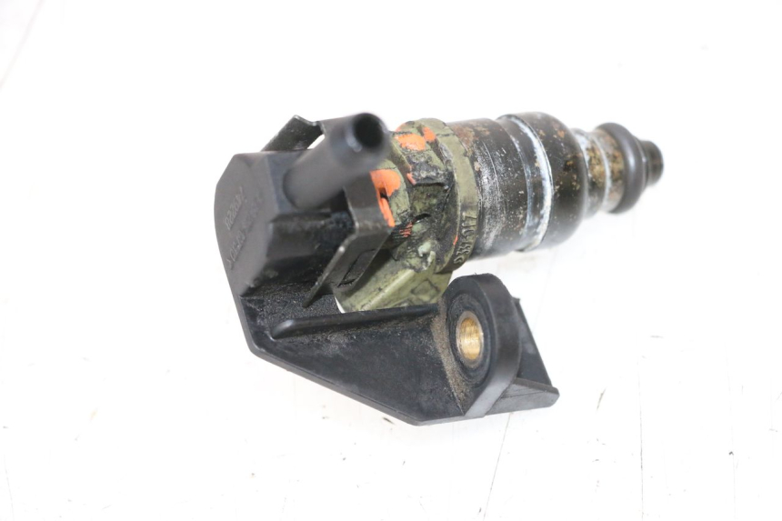 photo de INYECTOR PEUGEOT SATELIS COMPRESSOR K15 125 (2006 - 2009) - Detalle de la pieza