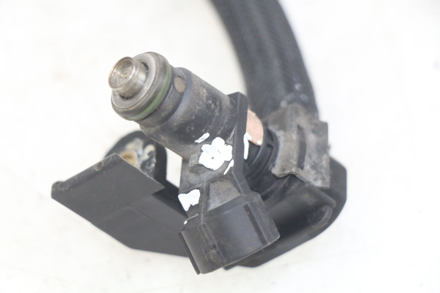 photo de INYECTOR PEUGEOT SATELIS 125 (2006 - 2009) - Zoom estado de uso