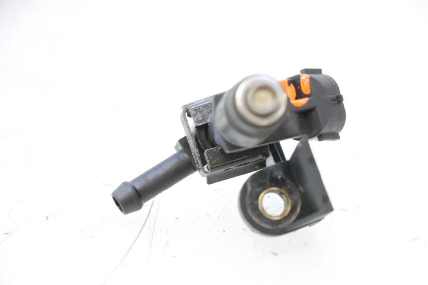 photo de INYECTOR PEUGEOT SATELIS 125 (2006 - 2009) - Detalle de la pieza