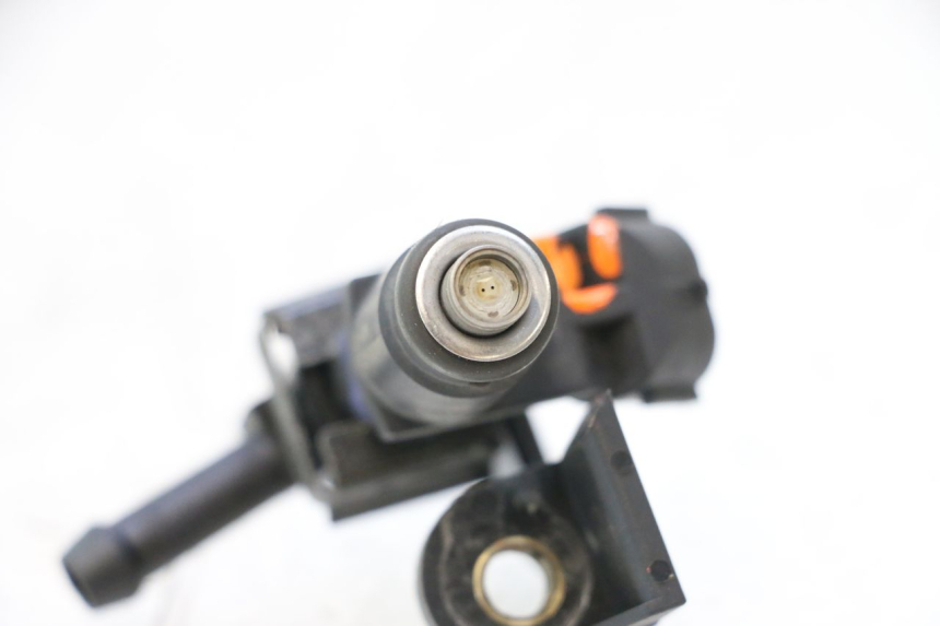 photo de INYECTOR PEUGEOT SATELIS 125 (2006 - 2009) - Zoom estado de uso