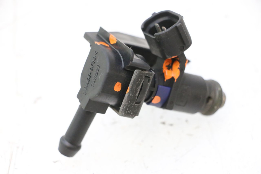 photo de INYECTOR PEUGEOT SATELIS 125 (2006 - 2009) - Detalles de los puntos de fijación