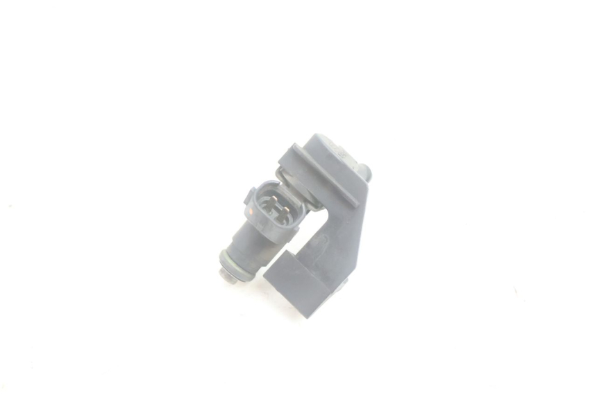 photo de INYECTOR PEUGEOT SATELIS 125 (2006 - 2009) - Zoom estado de uso
