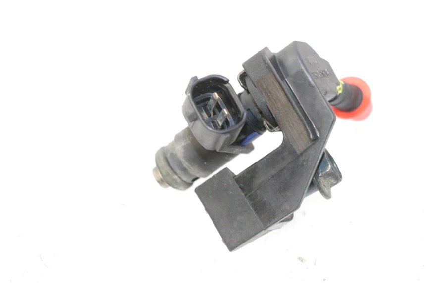 photo de INYECTOR PEUGEOT SATELIS 125 (2006 - 2009) - Zoom estado de uso