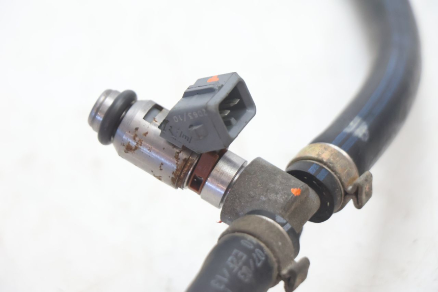 photo de INYECTOR DUCATI SS IE DS CARENEE 1000 (2002 - 2006) - Estado de la superficie y material