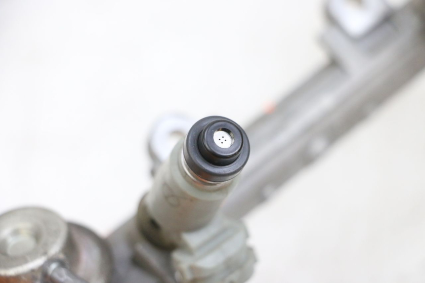 photo de INYECTOR YAMAHA TDM ABS 900 (2002 - 2014) - Zoom estado de uso