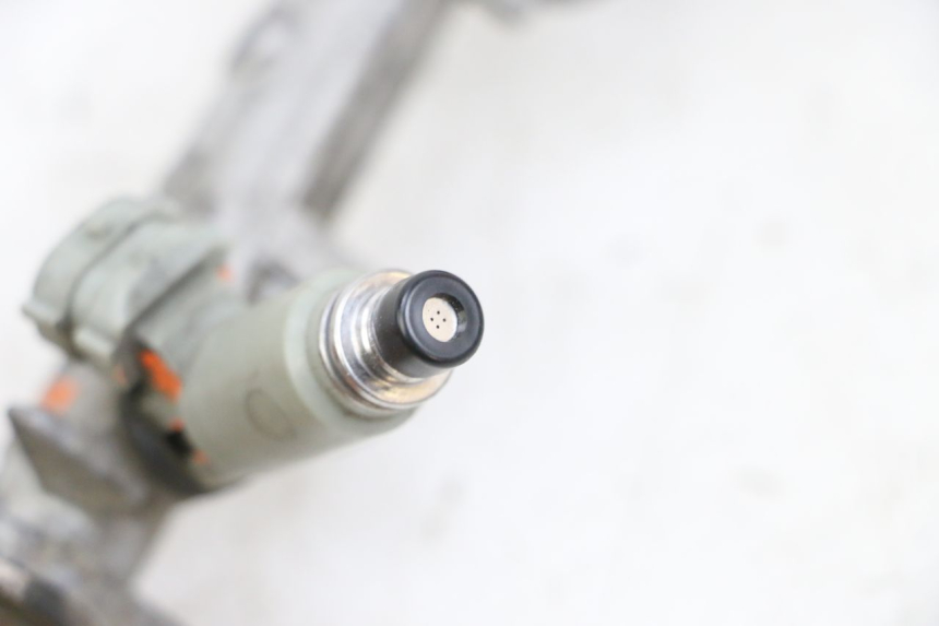 photo de INYECTOR YAMAHA TDM ABS 900 (2002 - 2014) - Otra perspectiva