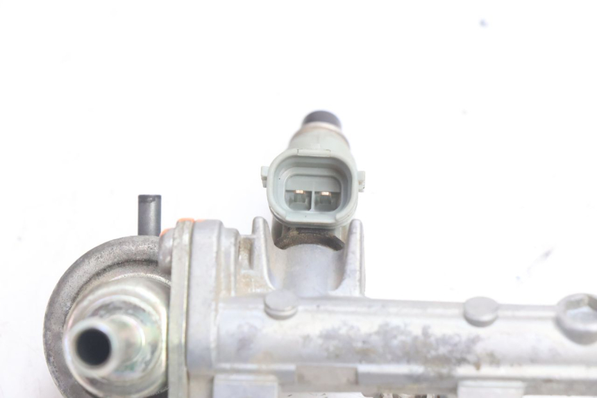 photo de INYECTOR YAMAHA TDM ABS 900 (2002 - 2014) - Zoom estado de uso
