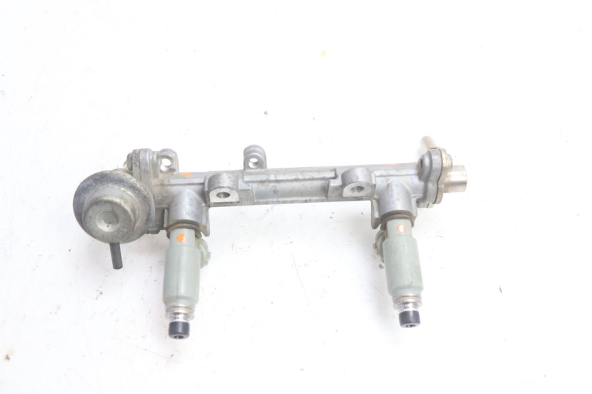 photo de INYECTOR YAMAHA TDM ABS 900 (2002 - 2014) - Primer plano técnico