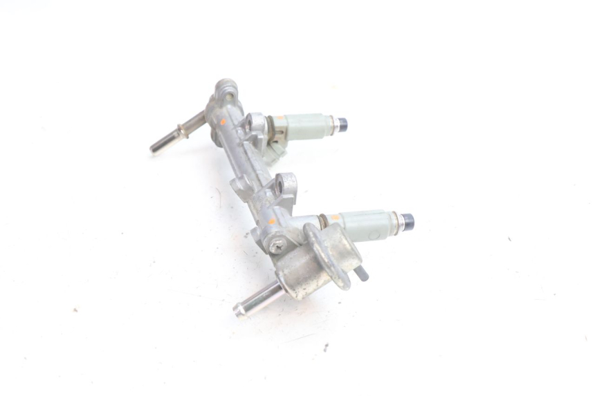 photo de INYECTOR YAMAHA TDM ABS 900 (2002 - 2014) - Detalles de los puntos de fijación