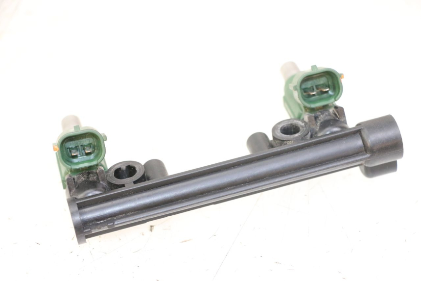 photo de INYECTOR KAWASAKI VERSYS ABS 650 (2015 - 2018) - Detalles de los puntos de fijación