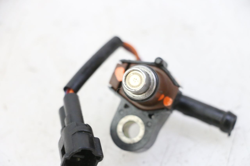 photo de INYECTOR YAMAHA X-MAX XMAX 250 (2006 - 2009) - Primer plano técnico