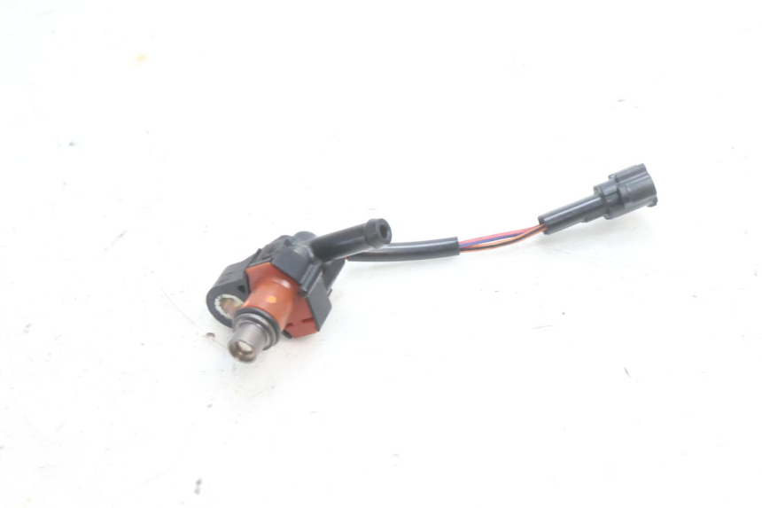 photo de INYECTOR YAMAHA X-MAX XMAX 125 (2010 - 2013) - Primer plano técnico