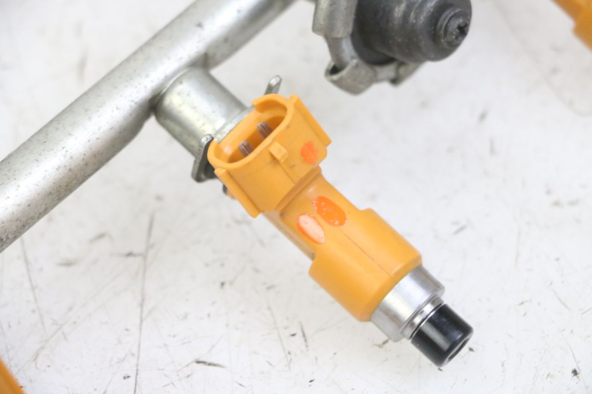 photo de INYECTOR YAMAHA XJ6 ABS 600 (2008 - 2016) - Otra vista del artículo