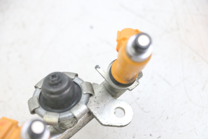 photo de INYECTOR YAMAHA XJ6 ABS 600 (2008 - 2016) - Otra perspectiva