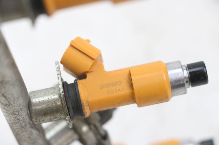 photo de INYECTOR YAMAHA XJ6 ABS 600 (2008 - 2016) - Vista general del producto