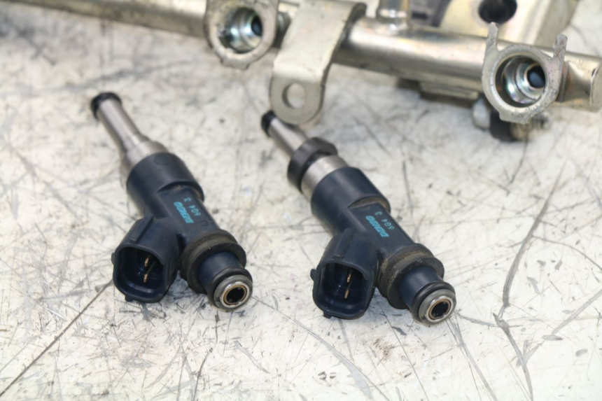 photo de INYECTOR YAMAHA FZ1 FAZER 1000 (2007 - 2009) - Recambio usado revisado