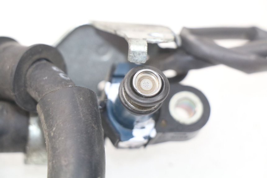 photo de INYECTOR YAMAHA YP X-MAX XMAX 400 (2014 - 2017) - Detalles de los puntos de fijación