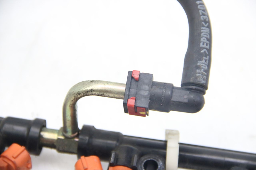 photo de INYECTOR KAWASAKI Z ABS 1000 (2014 - 2020) - Detalle de la pieza