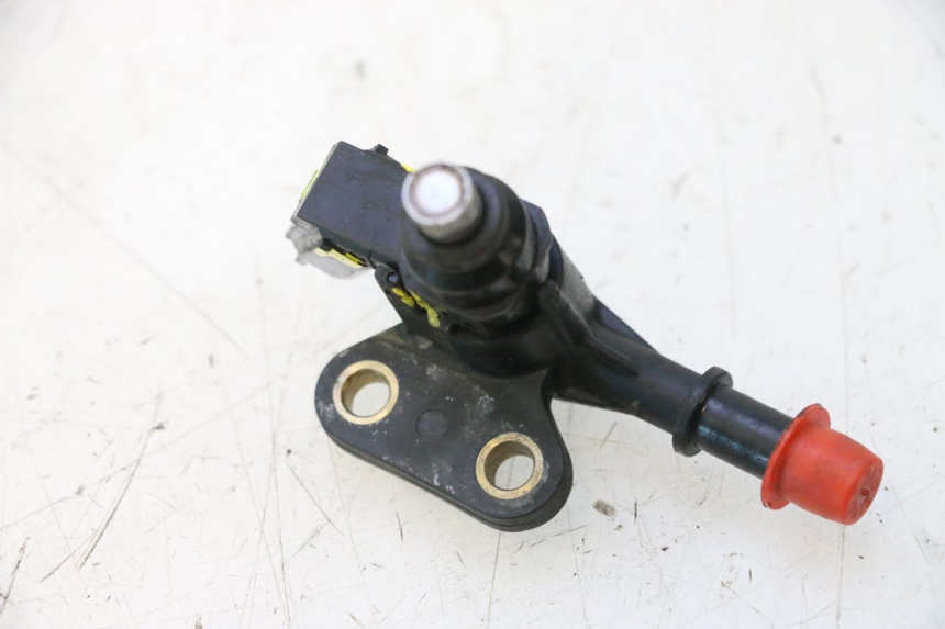 photo de INYECTOR PIAGGIO ZIP 4T 50 (2018 - 2020) - Detalles de los puntos de fijación