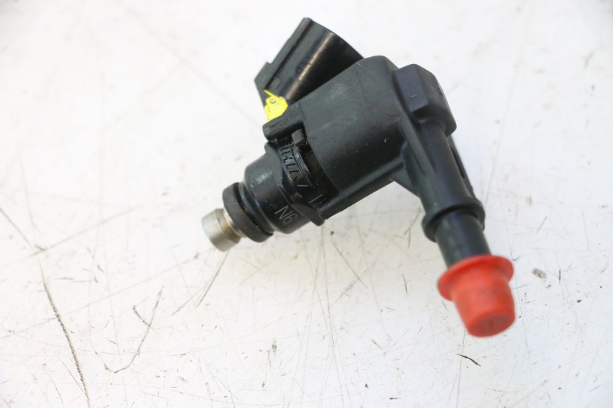 photo de INYECTOR PIAGGIO ZIP 4T 50 (2018 - 2020) - Estado de la superficie y material