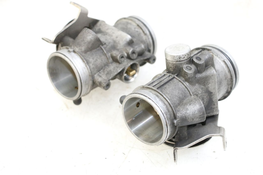 photo de INYECCION BMW R RT ABS 1100 (1996 - 2001) - Zoom sobre los componentes