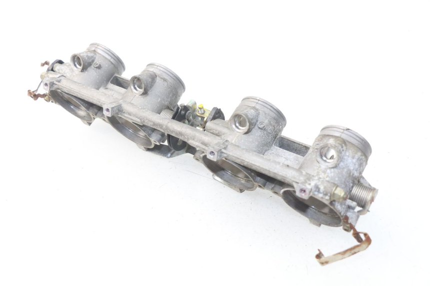 photo de INYECCION MV AGUSTA BRUTALE R WALLY 910 (2008 - 2008) - Detalles de los puntos de fijación