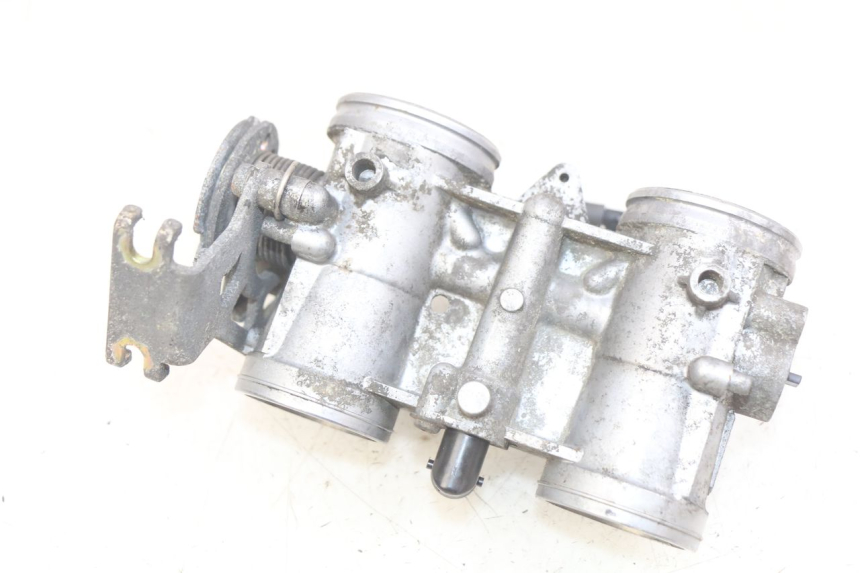 photo de INYECCIÓN SUZUKI BURGMAN 650 (2002 - 2004) - Primer plano técnico