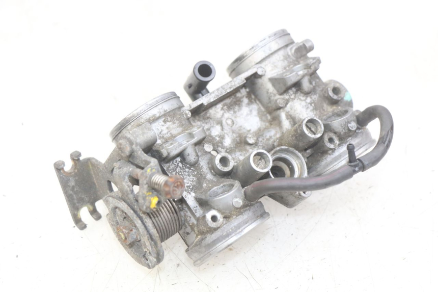 photo de INYECCIÓN SUZUKI BURGMAN 650 (2002 - 2004) - Detalles de los puntos de fijación