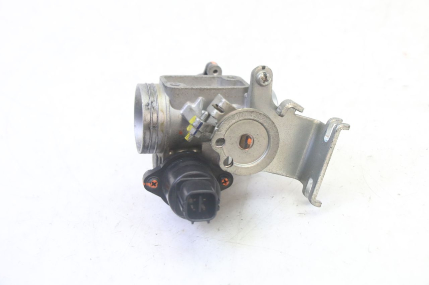 photo de INYECCIÓN SUZUKI BURGMAN 125 (2007 - 2014) - Primer plano técnico