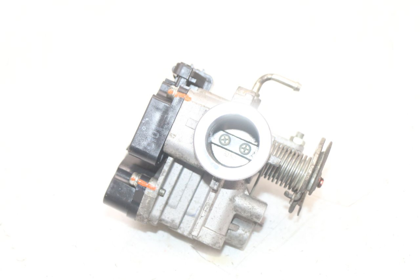 photo de INYECCIÓN YAMAHA BW'S BWS 125 (2010 - 2013) - Detalles de los puntos de fijación