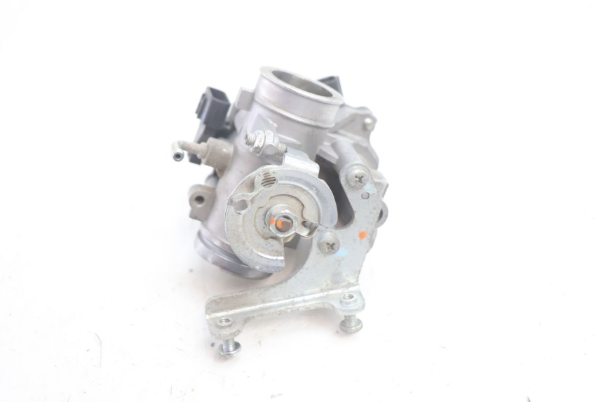 photo de INYECCIÓN YAMAHA BW'S BWS 125 (2010 - 2013) - Detalles de los puntos de fijación