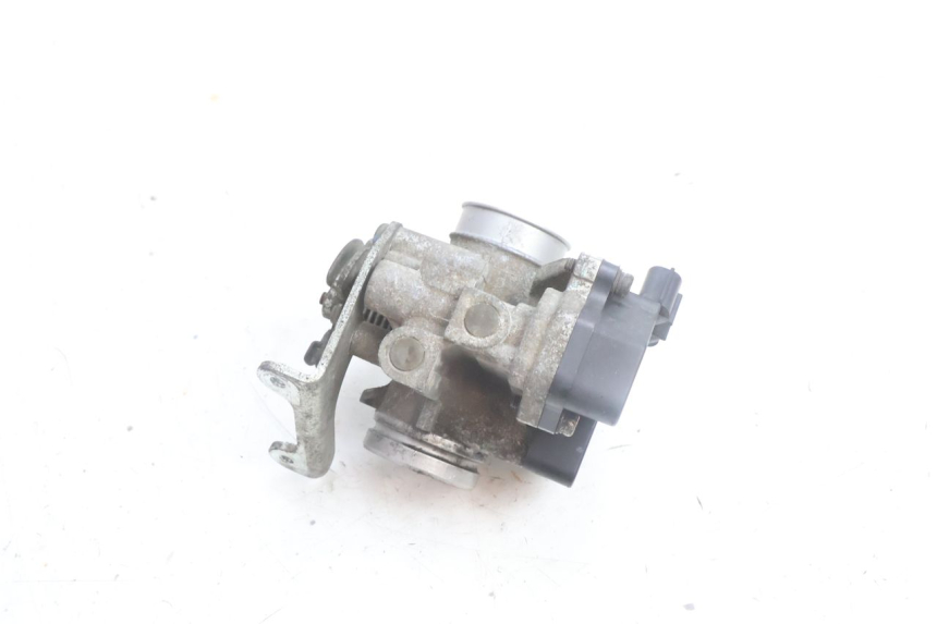 photo de INYECCIÓN YAMAHA BW'S BWS 125 (2010 - 2013) - Detalles de los puntos de fijación