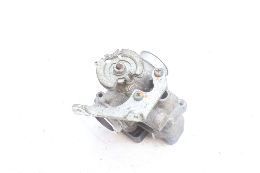 photo de INYECCIÓN YAMAHA BW'S BWS 125 (2010 - 2013) - Estado de la superficie y material