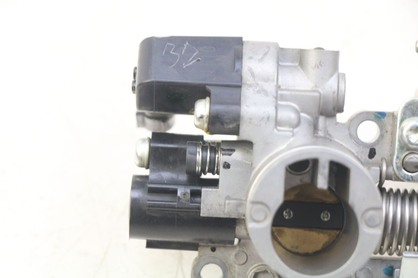 photo de INYECCIÓN HONDA CRF CR-F 125 (2022 - 2023) - Detalle de la pieza