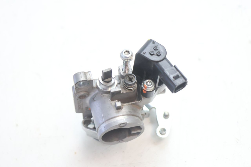 photo de INYECCION HONDA CRF CR-F 125 (2020 - 2021) - Detalles de los puntos de fijación