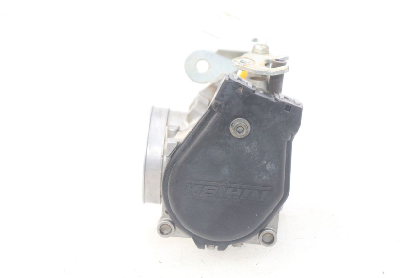 photo de INYECCIÓN HONDA CRF 250 (2010 - 2013) - Detalles de los puntos de fijación