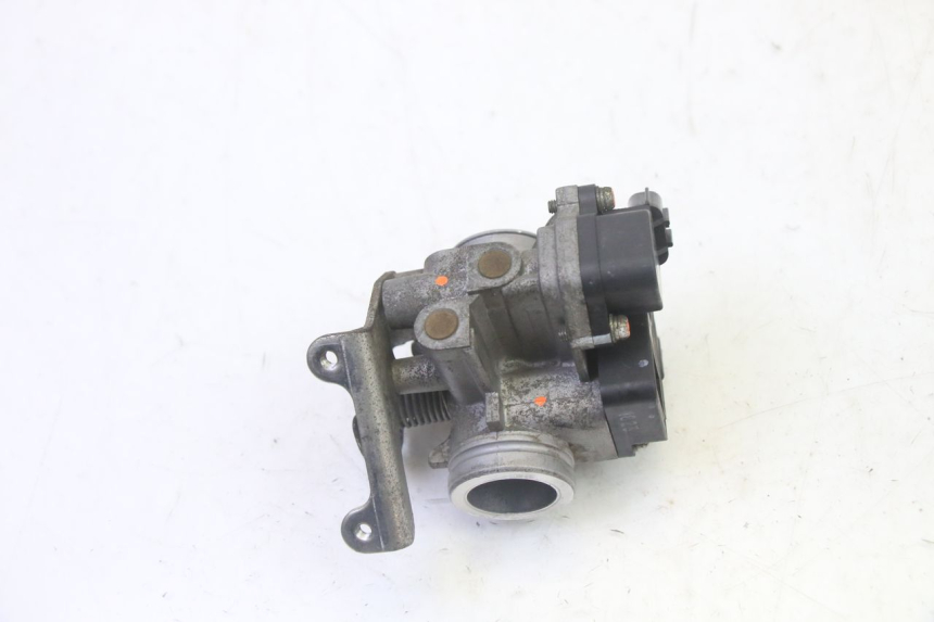 photo de INYECCION YAMAHA CYGNUS X INJECTION 125 (2007 - 2013) - Otra perspectiva