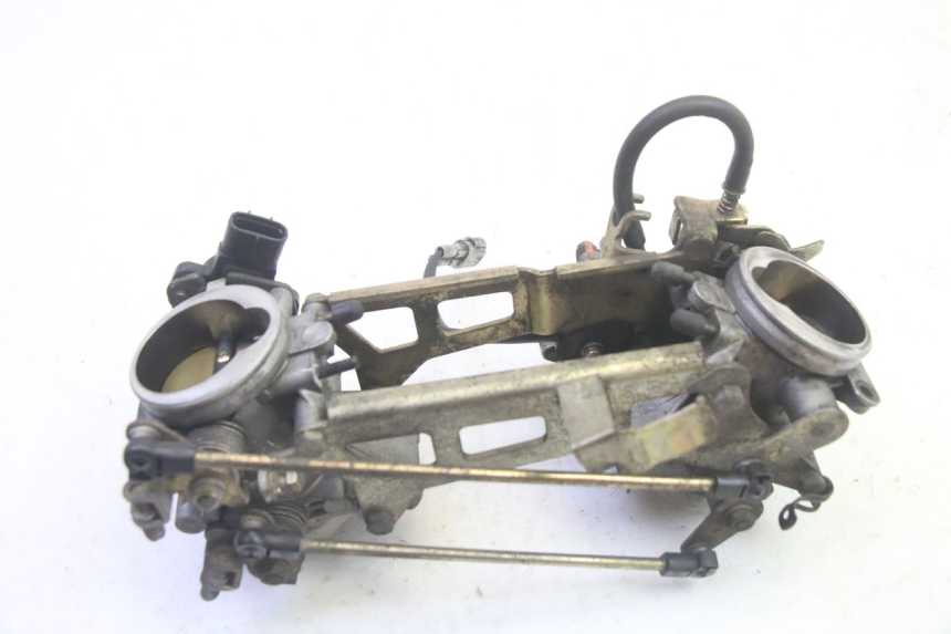 photo de INYECCION SUZUKI DL V STROM 1000 (2002 - 2007) - Primer plano técnico